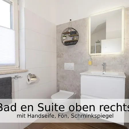 Falco Fuer Familien, Bis 6 Personen, 3 Schlafzimmer Mit Bad En Suite, Pool Mit Loungebereich, Grillterrasse, Schnellem Wlan, 2 Parkplaetze, Villa *