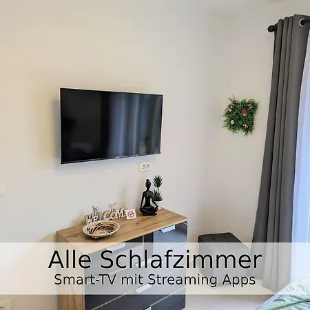 Villa Falco Fuer Familien, Bis 6 Personen, 3 Schlafzimmer Mit Bad En Suite, Pool Mit Loungebereich, Grillterrasse, Schnellem Wlan, 2 Parkplaetze, Muntrilj