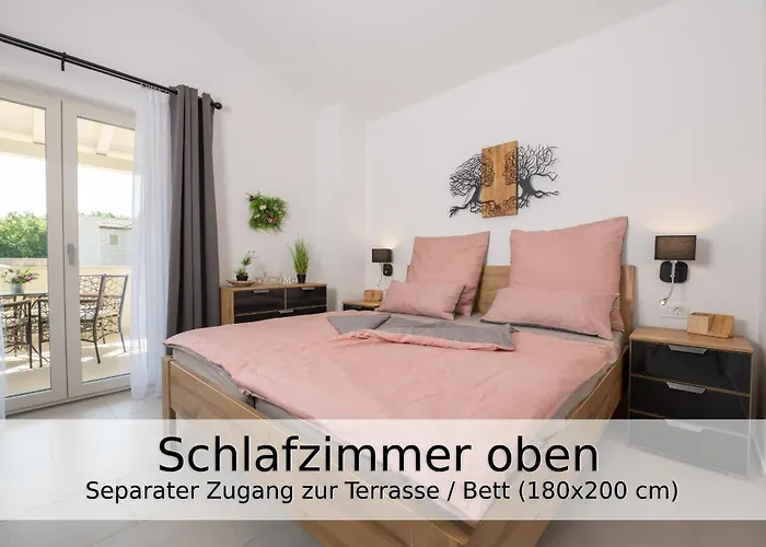 Falco Fuer Familien, Bis 6 Personen, 3 Schlafzimmer Mit Bad En Suite, Pool Mit Loungebereich, Grillterrasse, Schnellem Wlan, 2 Parkplaetze, Villa Muntrilj