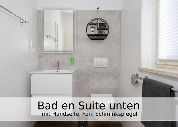 Falco Fuer Familien, Bis 6 Personen, 3 Schlafzimmer Mit Bad En Suite, Pool Mit Loungebereich, Grillterrasse, Schnellem Wlan, 2 Parkplaetze, Villa Muntrilj